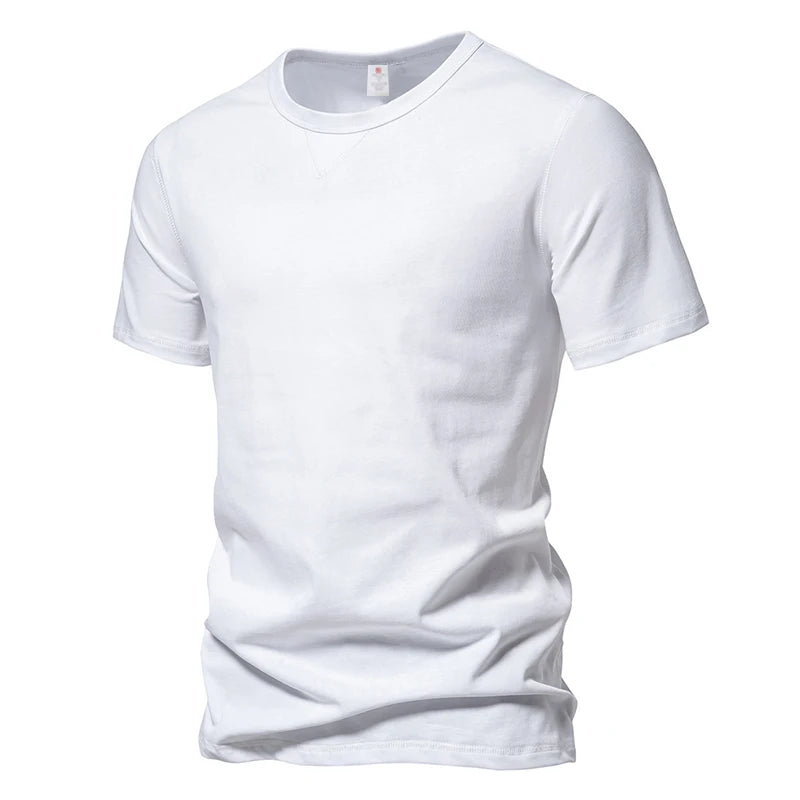 T-shirt homme basique 100 % coton – Coupe régulière, col rond.                  L’essentiel du quotidien : simple, confortable, intemporel.
