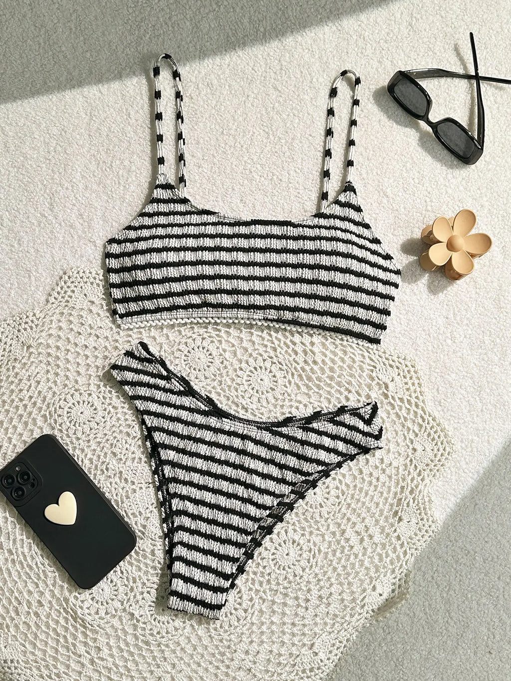 Bikini noir et rose Rayé F Halter Plissé Push-Up, Micro String Brésilien, Maillot de Bain Sexy