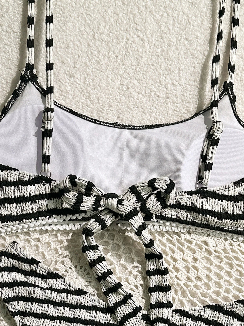 Bikini noir et rose Rayé F Halter Plissé Push-Up, Micro String Brésilien, Maillot de Bain Sexy