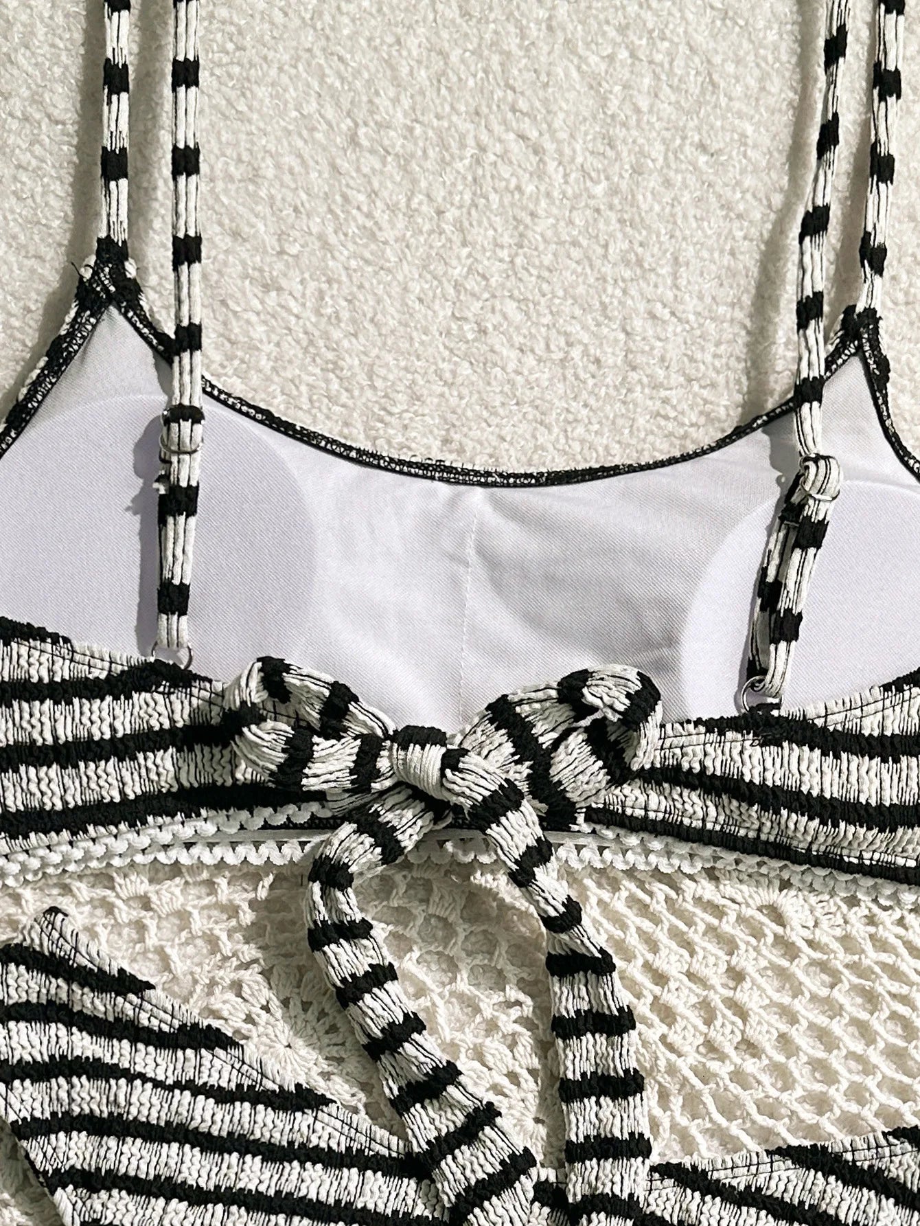 Bikini noir et rose Rayé F Halter Plissé Push-Up, Micro String Brésilien, Maillot de Bain Sexy