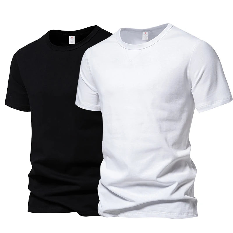 T-shirt homme basique 100 % coton – Coupe régulière, col rond.                  L’essentiel du quotidien : simple, confortable, intemporel.
